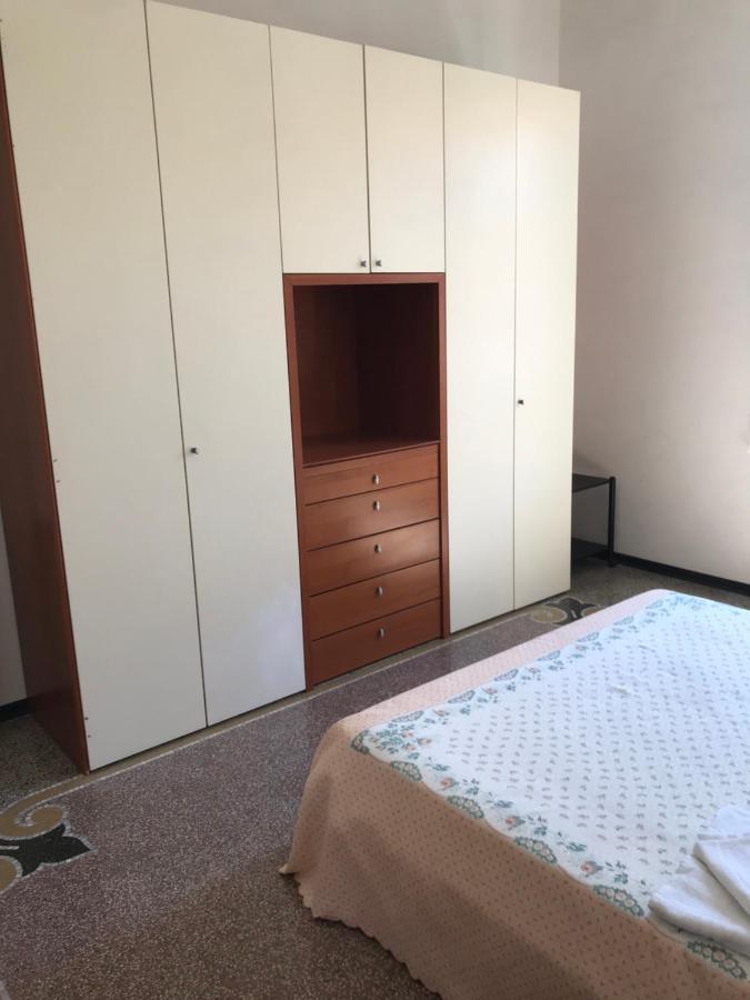 Appartamento Davanti Al Mare Savona Exterior foto